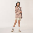 灰粉色